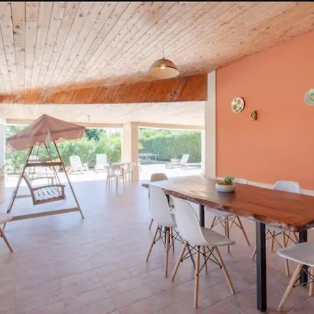 Vakantiehuis Con Piscina Al Mare