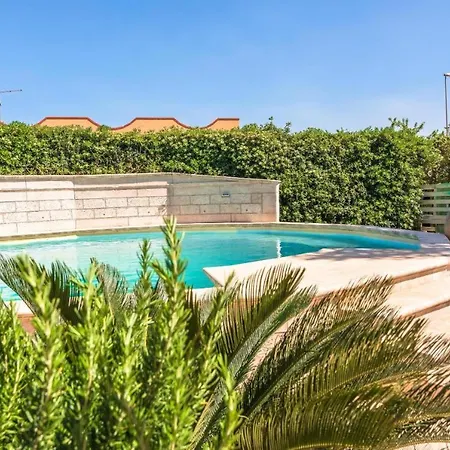 Con Piscina Al Mare Ognina