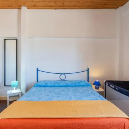 Semesterbostad Con Piscina Al Mare *